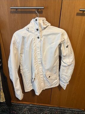 Columbia Cream White Ski & Snow Jacket with Hood